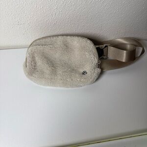 lululemon athletica Cream Mini Bag